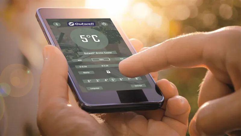 Outwell Arctic Chill 30 Compressor Koelbox - 29 Liter - Blauw 6 Outwell Arctic Chill 30 Compressor Koelbox - 29 Liter - Blauw - Afbeelding 4