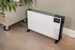 Eurom Safe-t-Convect 2400 Elektrische Kachel -Buiten Kamperen 1267 1900 1267 1900 8713415360479 safe t convect 2400 sfeer 8