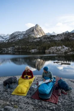 Therm-A-Rest Space Cowboy Mummymodel Slaapzak -Buiten Kamperen 1900 1267 2022 thermarest sierranevada california patitucci 0220