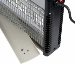 Eurom Fly Away Metal 40 UV Insectenlamp -Buiten Kamperen 900 1052 8713415211399 fly away metal 40 led 4