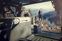 Dometic PLB40 Draagbare Lithiumaccu - 40Ah 23 Dometic PLB40 Draagbare Lithiumaccu - 40Ah -Buiten Kamperen camping cfx plb40 truck bed view highline resultaat