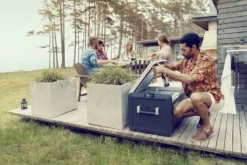 Dometic CFX3 75DZ Compressor Koelbox - 75 Liter -Buiten Kamperen dometic cfx3 bbq dinner friends drinks resultaat