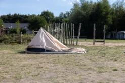 ESVO Bedouin 200 Piramidetent - 2 Persoons -Buiten Kamperen esvo bedouin 200 2 persoons 22